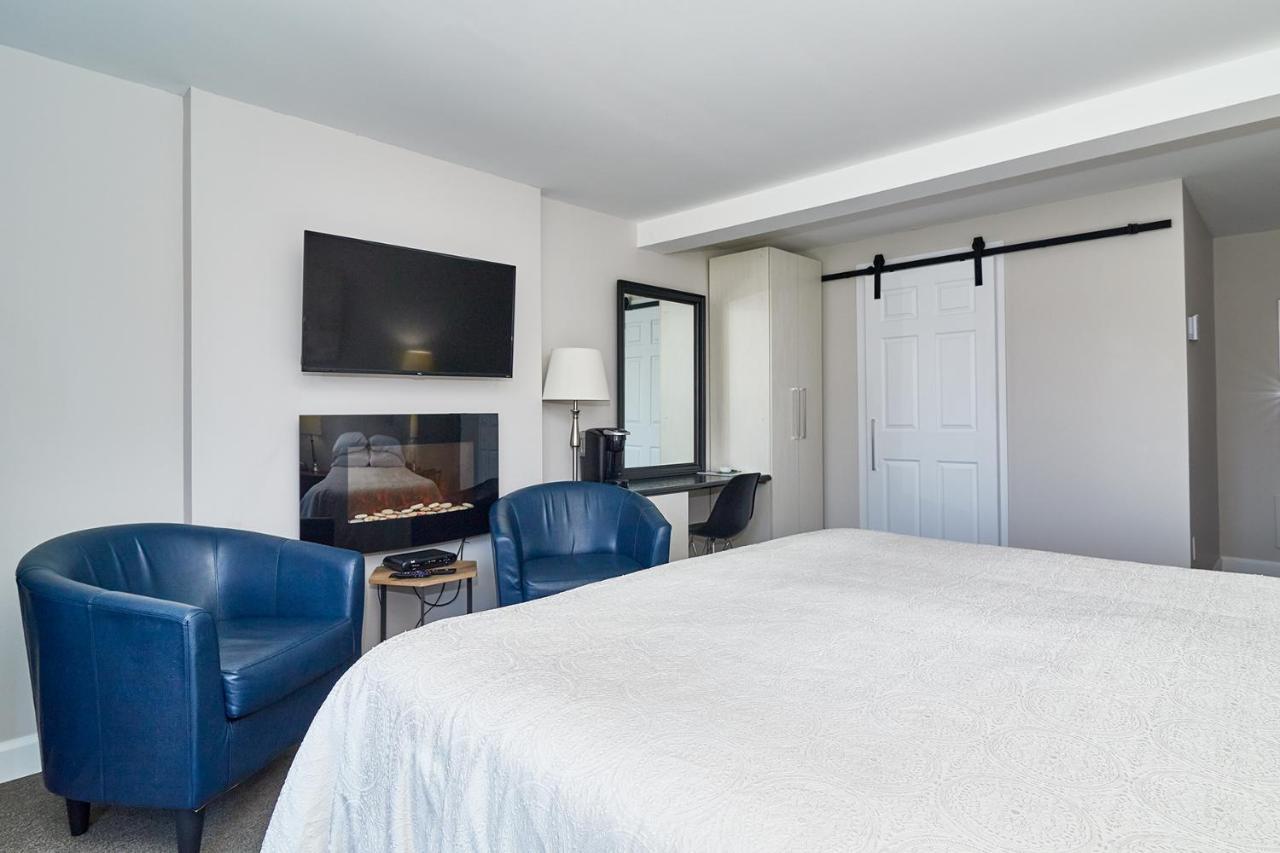 Auberge Aux Deux Pères Magog Esterno foto