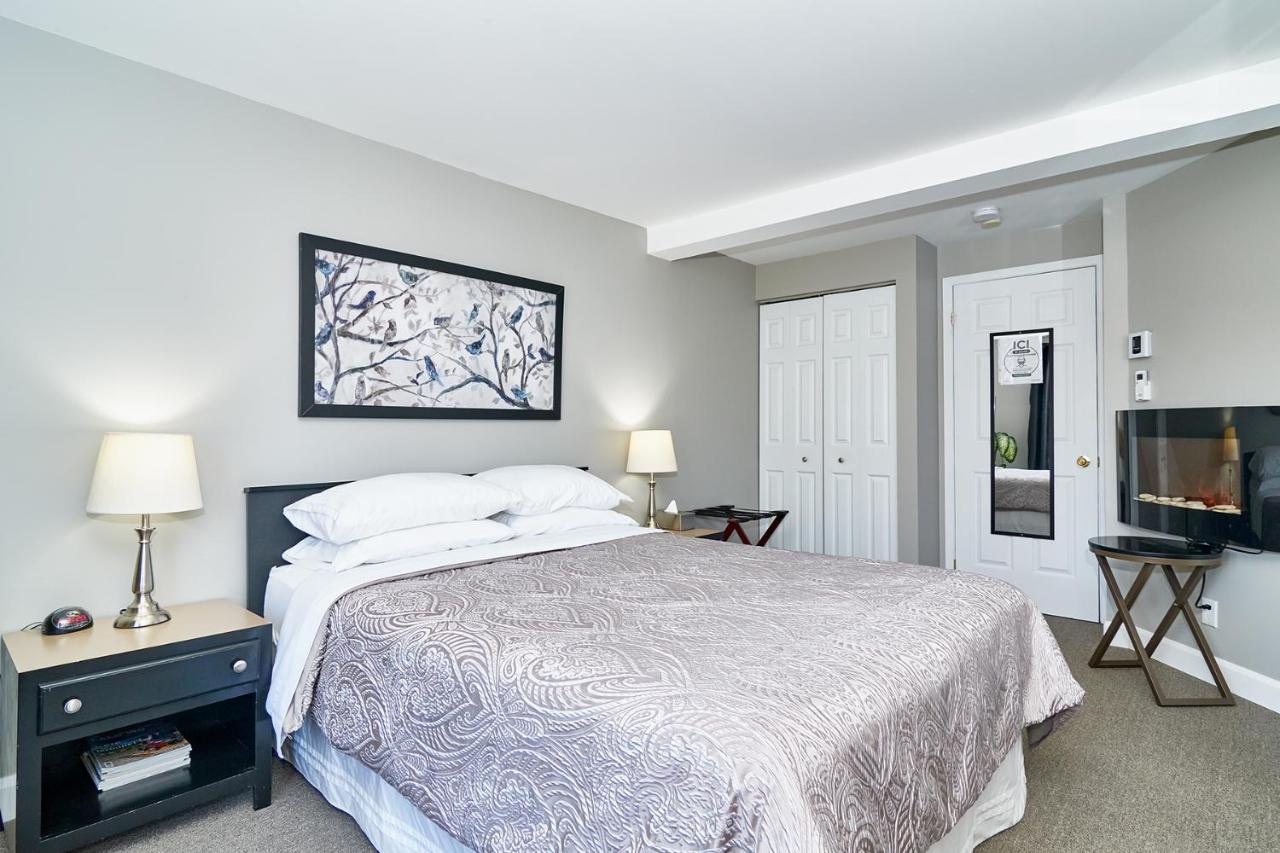 Auberge Aux Deux Pères Magog Esterno foto