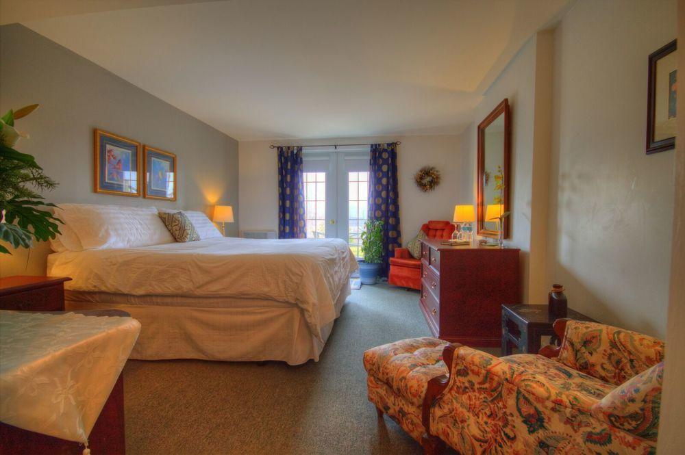 Auberge Aux Deux Pères Magog Esterno foto
