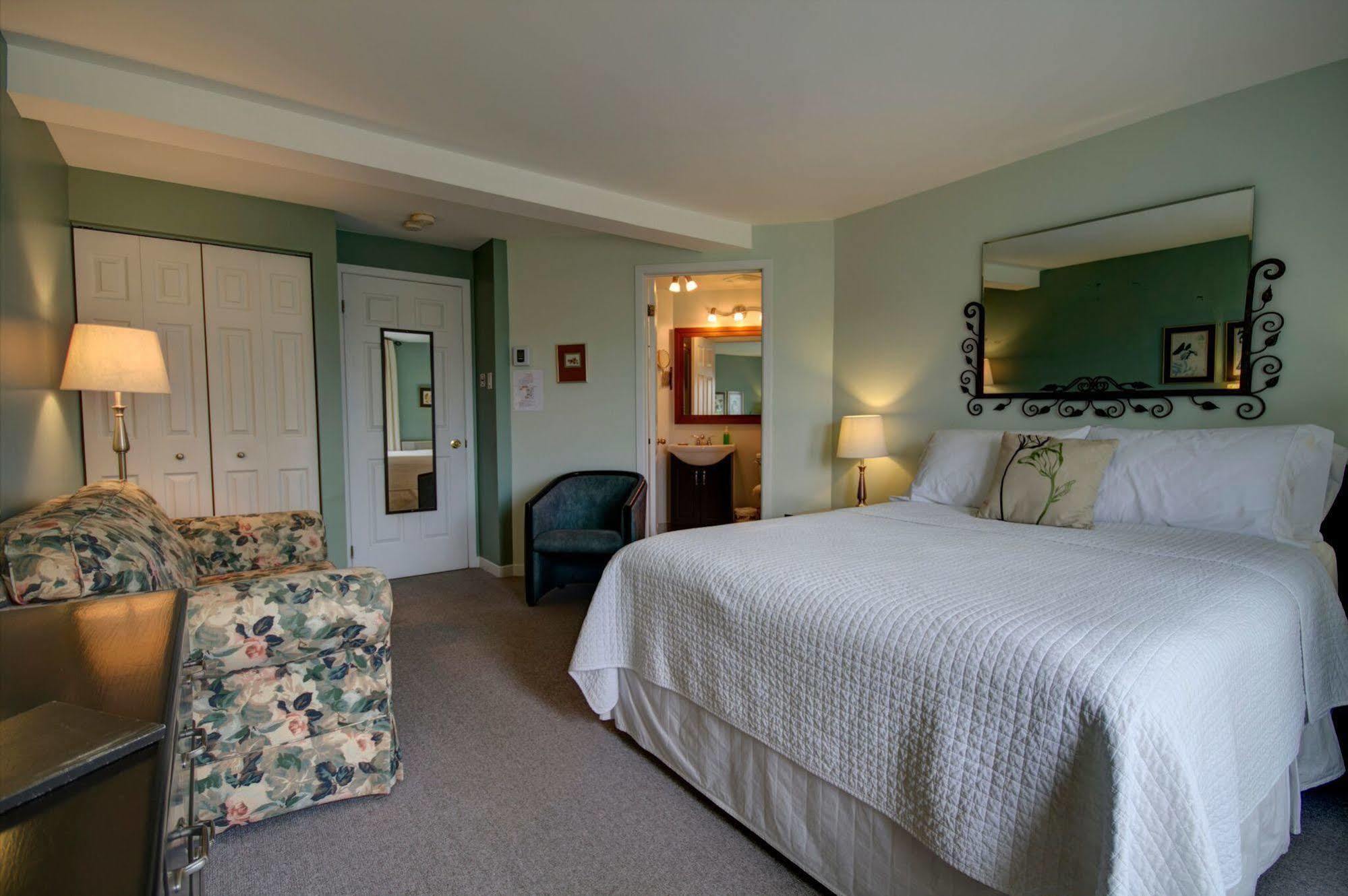 Auberge Aux Deux Pères Magog Esterno foto